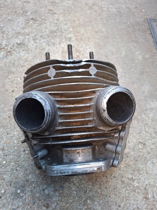 Piese motocicleta IJ 350 cilindru,quiloasa