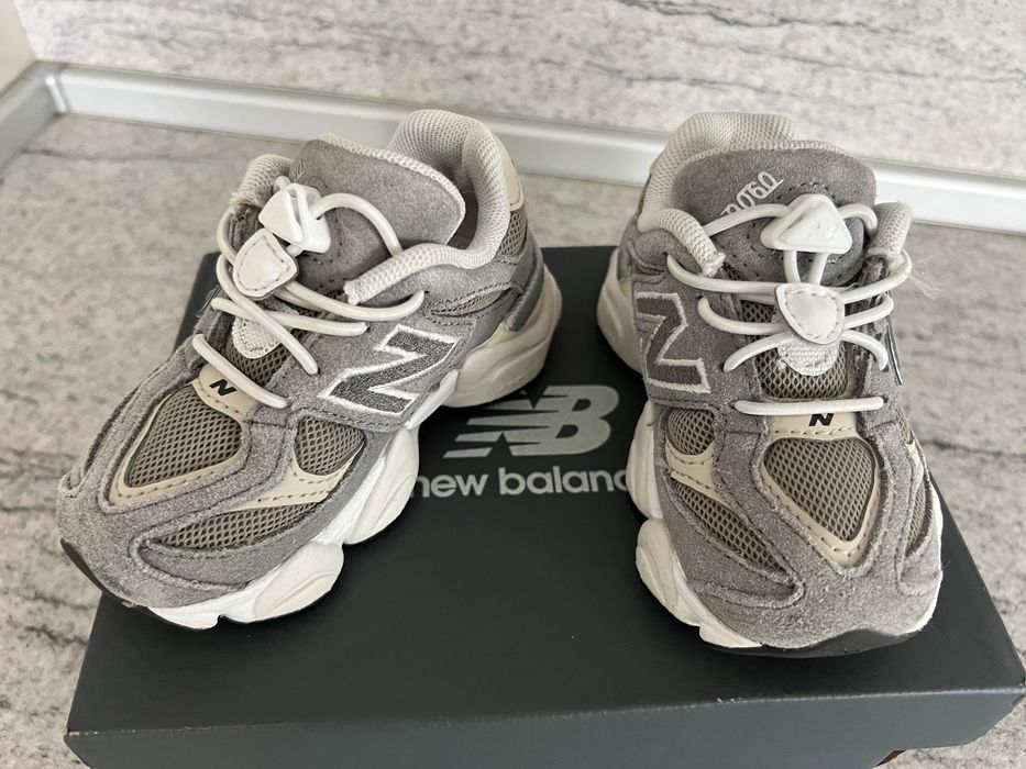 New Balance 9060 21,5 размер Нови