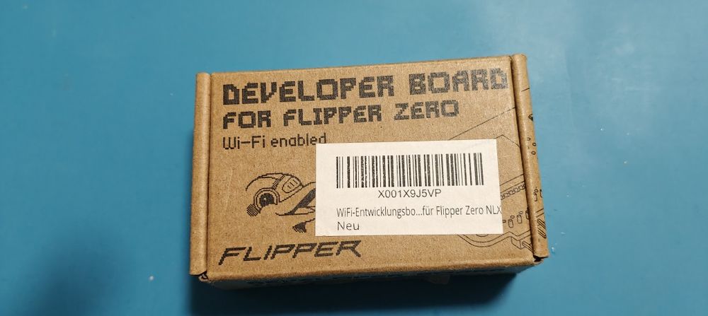 Flipper Zero +husa silicon+ WiFi Dev Board – ca nou