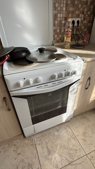 Электрическая плита