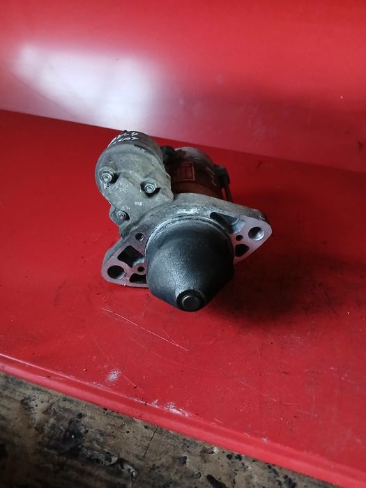 Стартер Toyota Rav4 2010