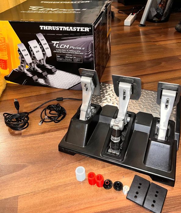 Thrustmaster SF1000 Volan de curse T-LCM pedale TS-XW RACER SERVO BASE