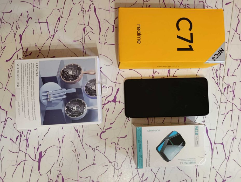 Продаю телефон Realme C71