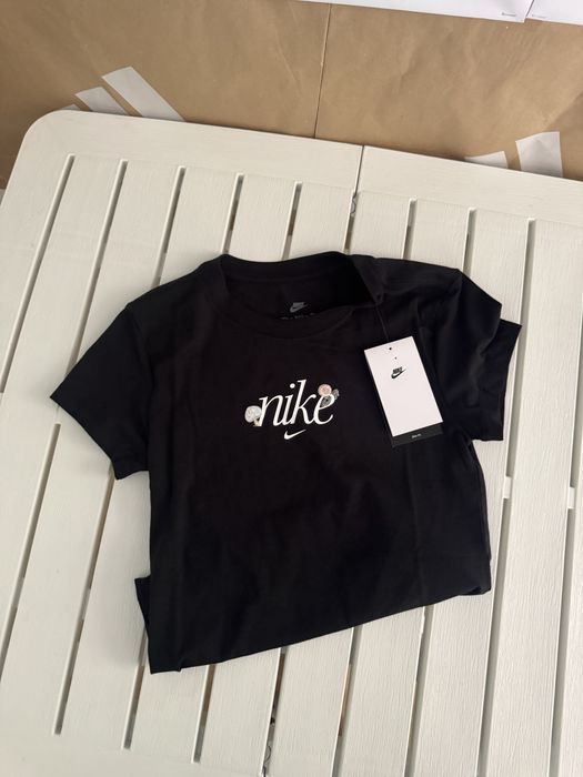 Дамски дрехи на едро Zara Nike Under adidas