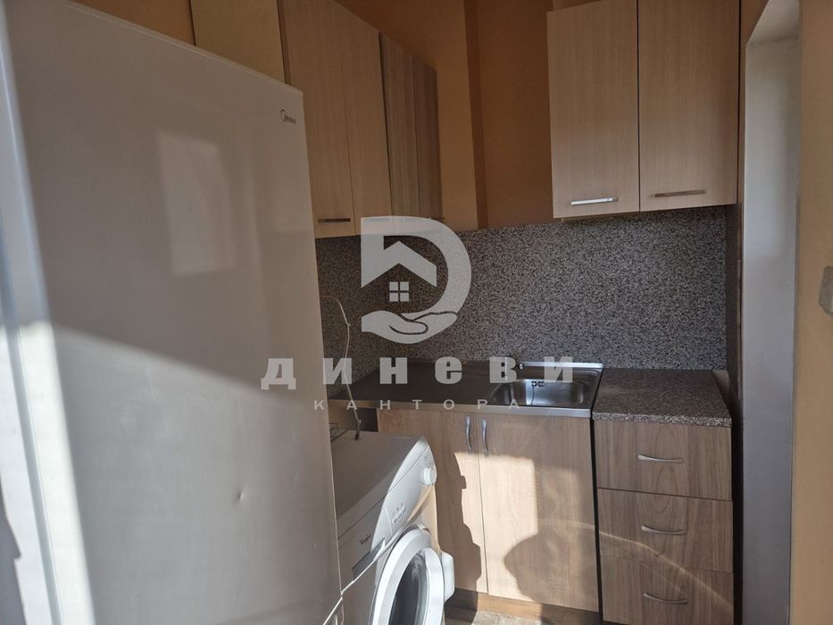 Продава се Двустаен апартамент в Стара Загора, Три чучура - север - 34 кв.м за 1456 €/кв.м - Снимка #1