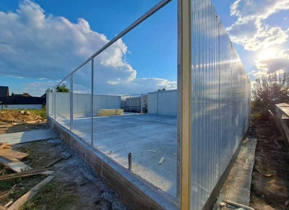 Case pe structura metalica