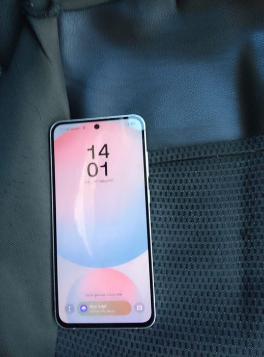Samsung s24 Fe în stare bună