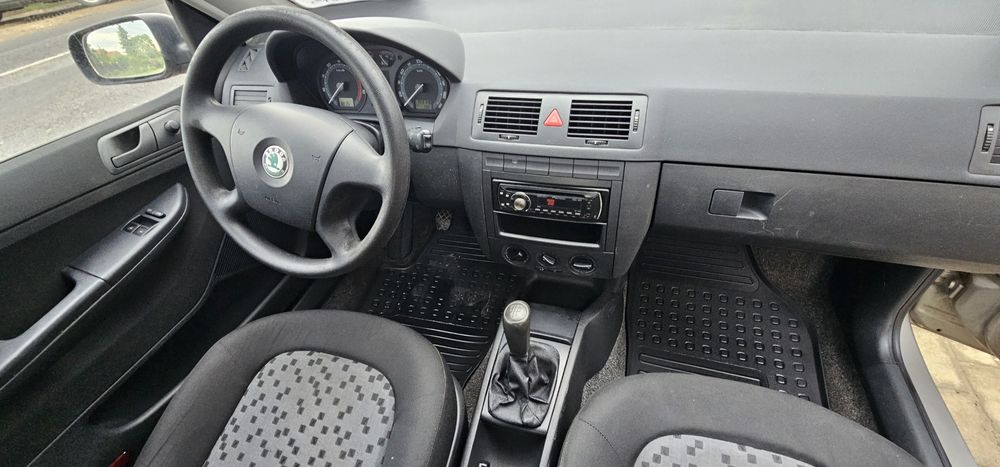 De vanzare Skoda fabia 1