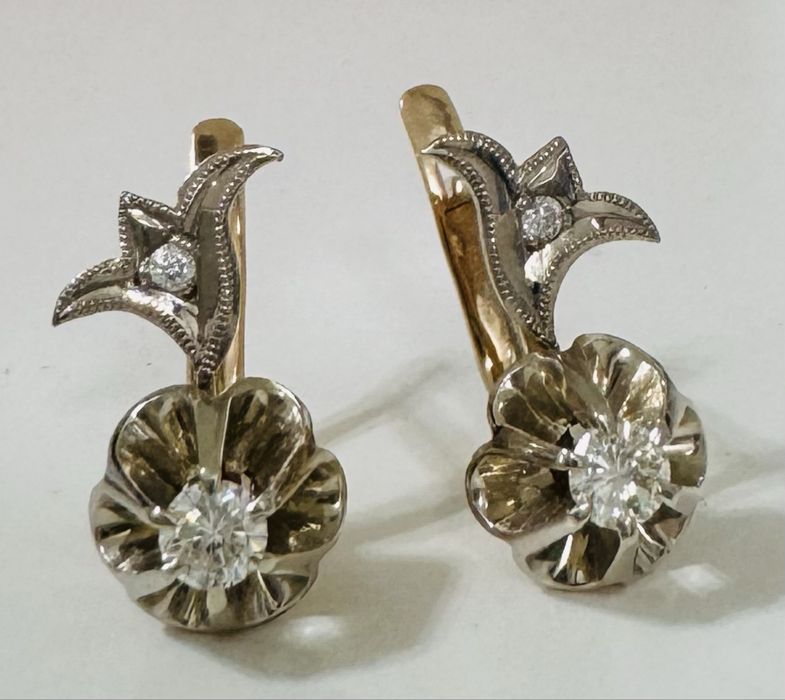 583 Советские серьги с бриллиантами - Тюльпаны