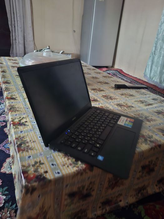 Srochna sotiladi notebook