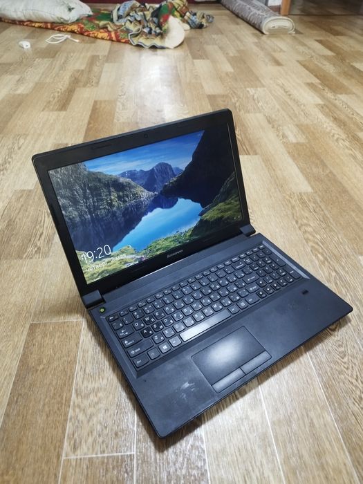 Продам Lenovo ноутбук
