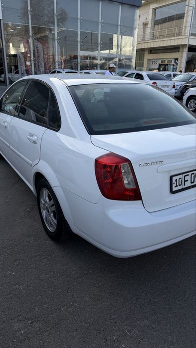 Lasetti 1.8 oq mexanika gazi bor