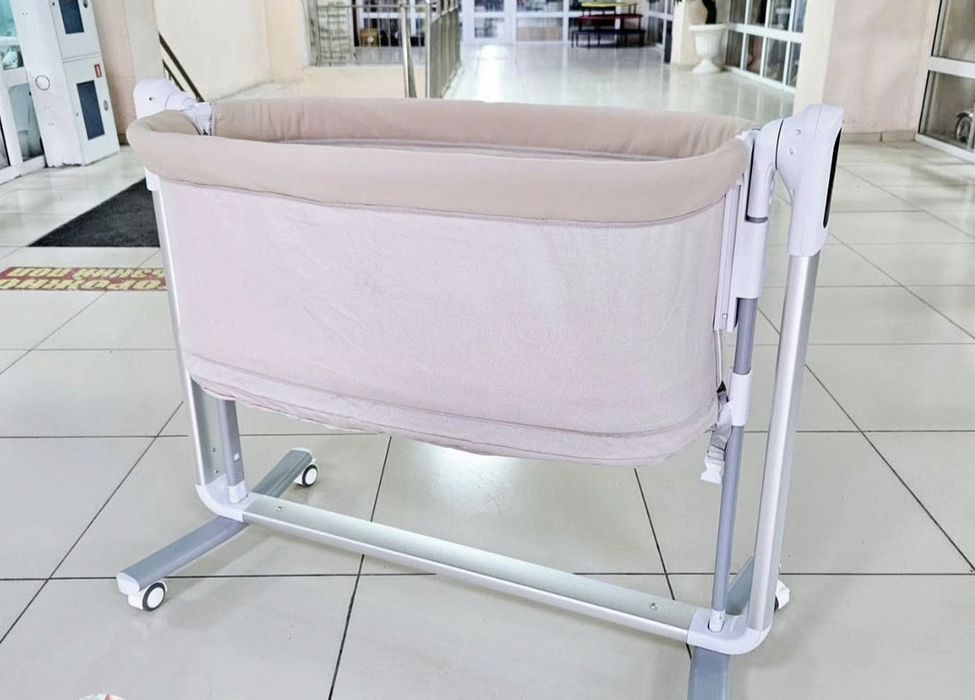 Кроватка , электроколыбель