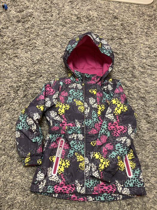 Продам демисезонную курку