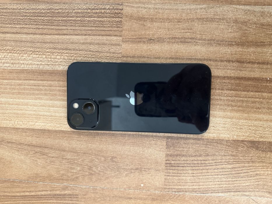 Vand Iphone 13- utilizat