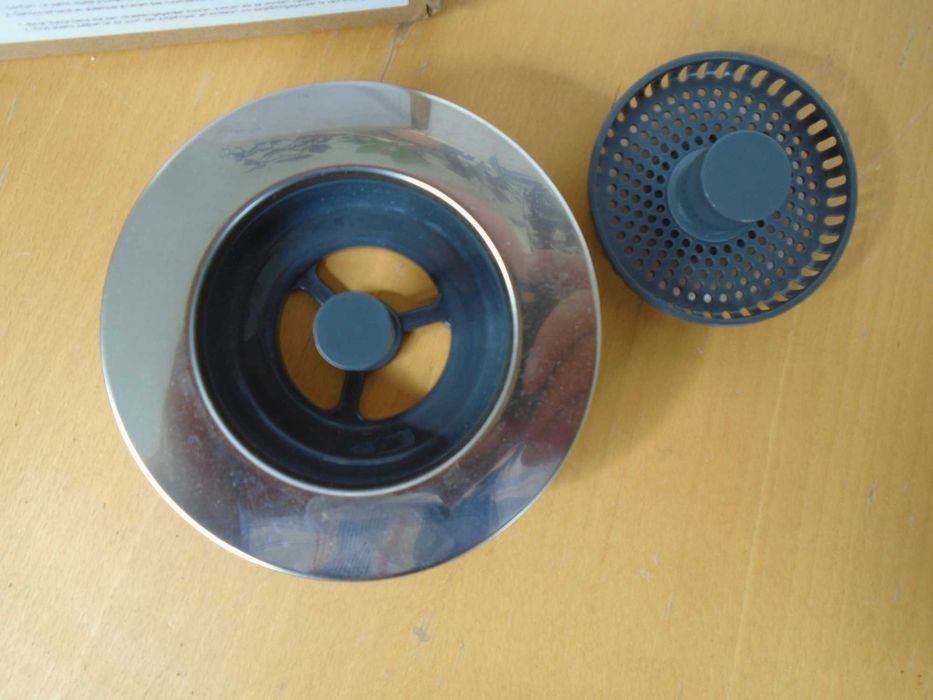 Dop și sită chiuvetă bucătărie 3-în-1 Hibbent, inox anti-miros/înfundare – Nou