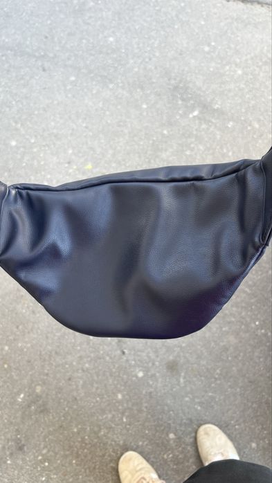 Borsetă TOMMY HILFIGER Essential Signature Small Bum Bag