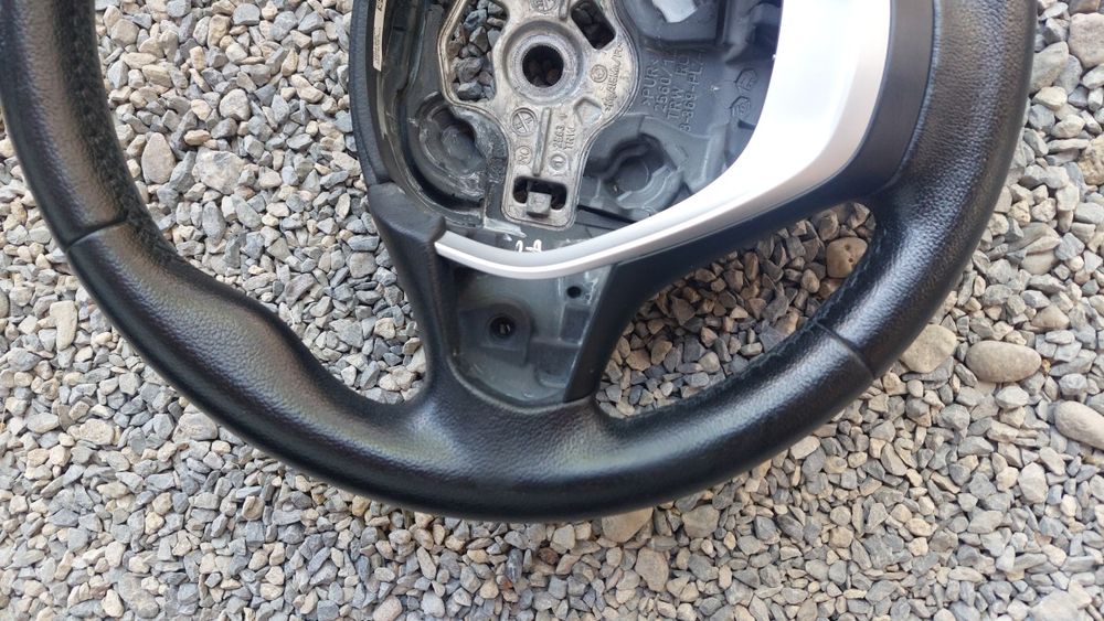 Волан  BMW F30 F31