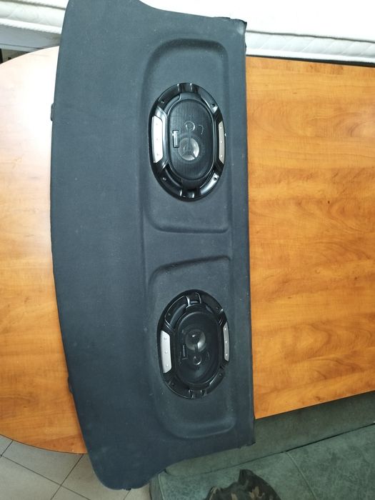 Кора за багажник на BMW E46 compact със супер тонколони