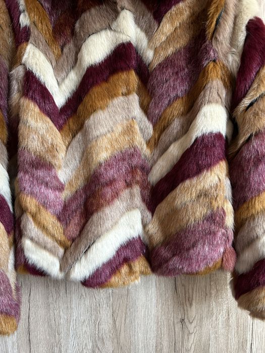 MANGO късо дамско палто размер S