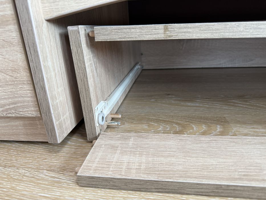 Детска кошара-люлка и скрин