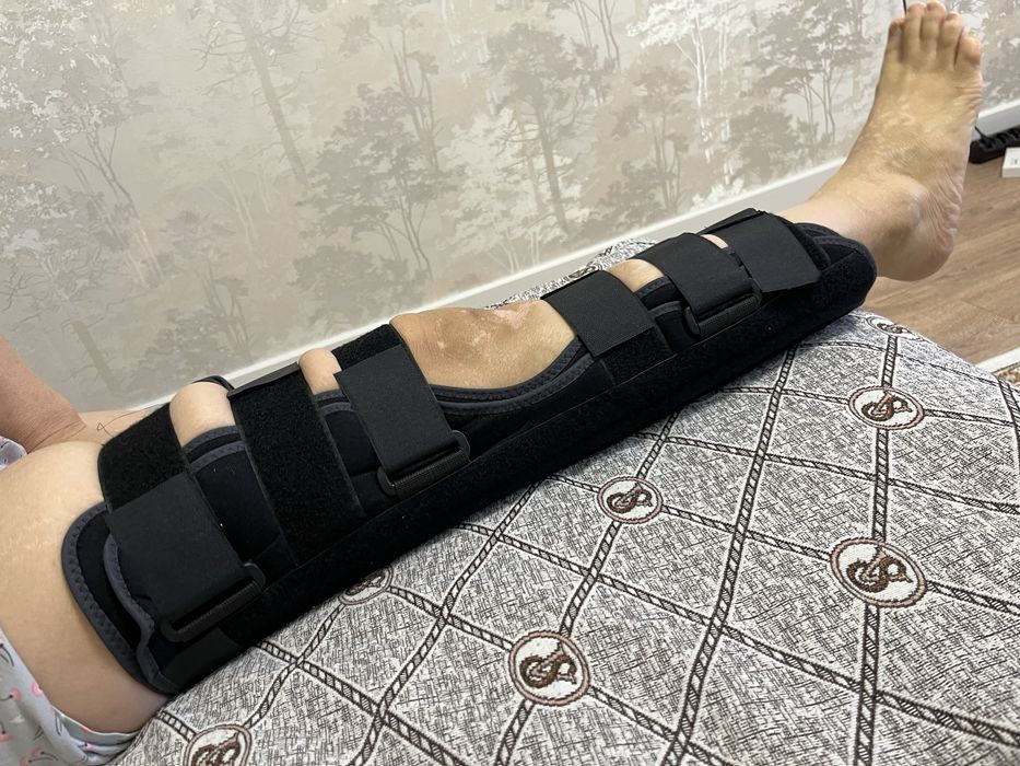 Продам бандаж для колена