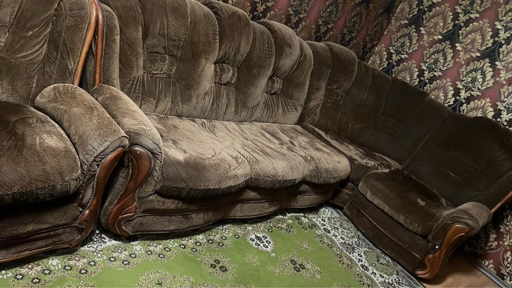 Продается диван и кресло