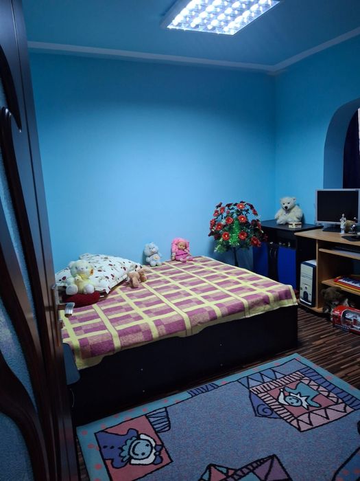 Vând apartament 2 came in  orasul Cîmpulung Muscel