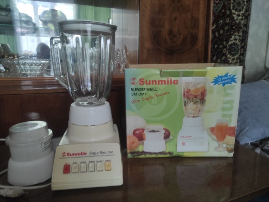 Продаётся блендер.