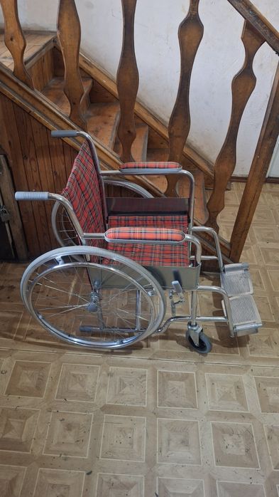 Инвалидная коляска