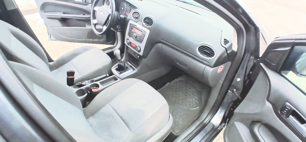 Ford Focus 1.6 Gpl