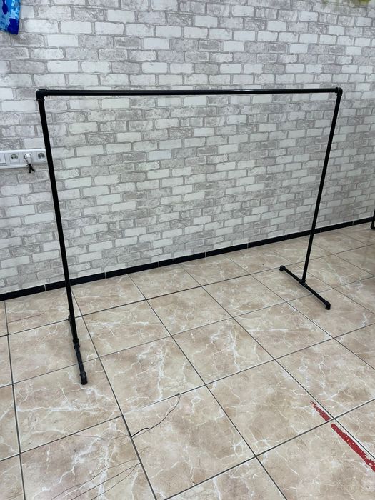 Продам стойки для магазина