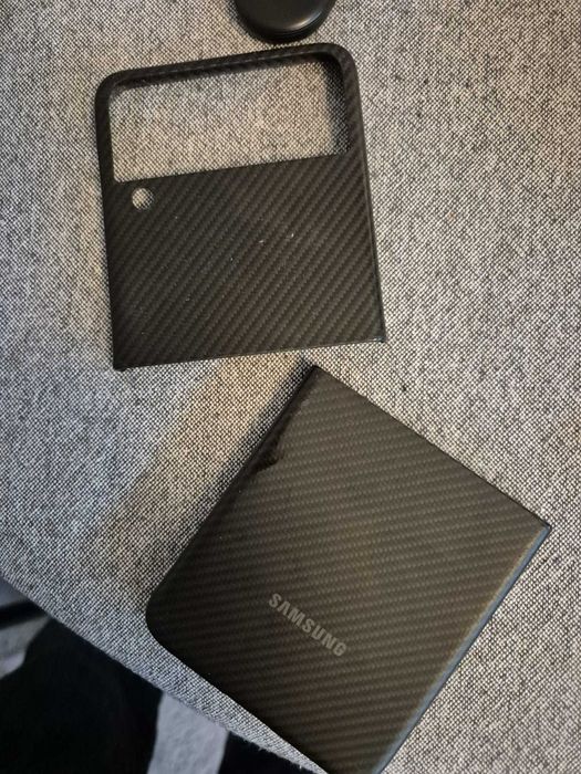 Samsung Z flip 4 128gb cu 8 gb perfect functional baterie excelenta