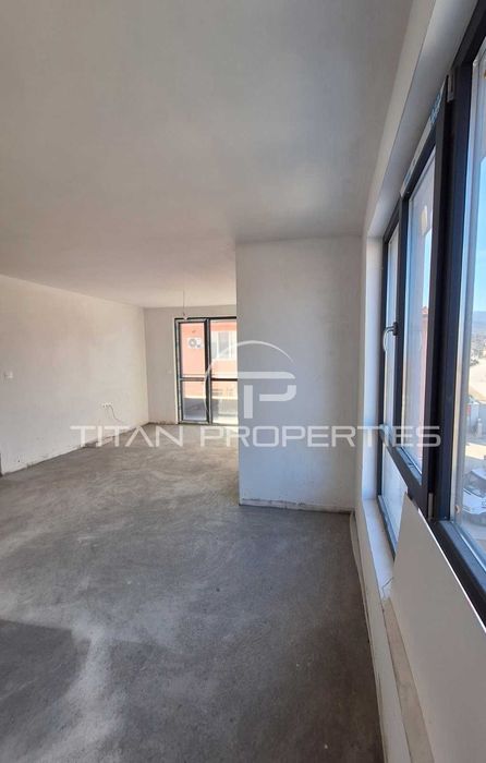 Тристаен апартамент в Бранополе