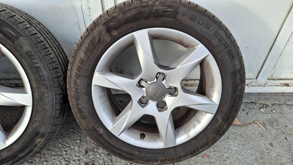 Алуминиеви джанти с летни гуми