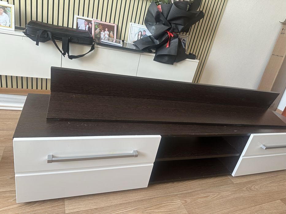 Тумбочка и полка