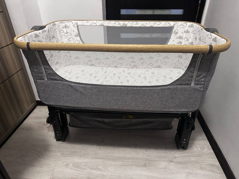 Pat bebeluș NOU-NOUȚ