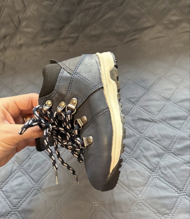 Lot ghete mărimea 24