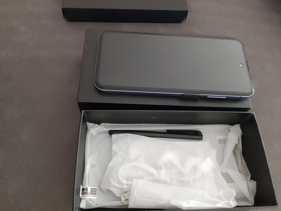 Telefon  Ultra S24  nou 1T