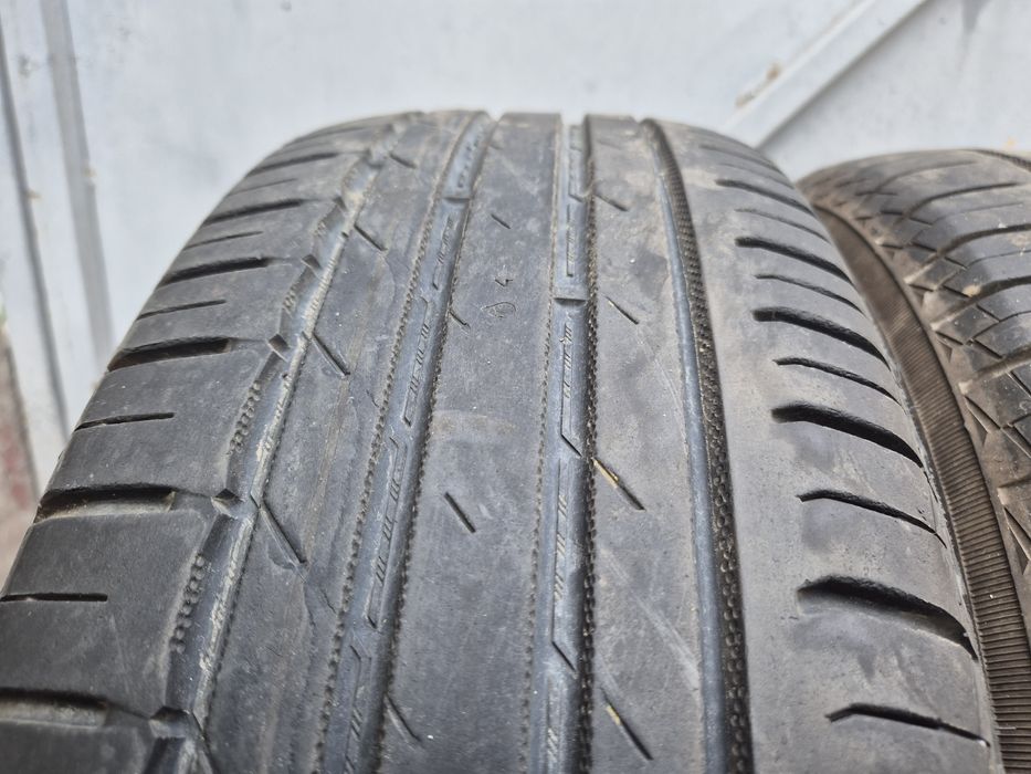 2бр летни гуми нокиан за Джип/ 215-70-16/ 2022г/ 5мм грайфер/