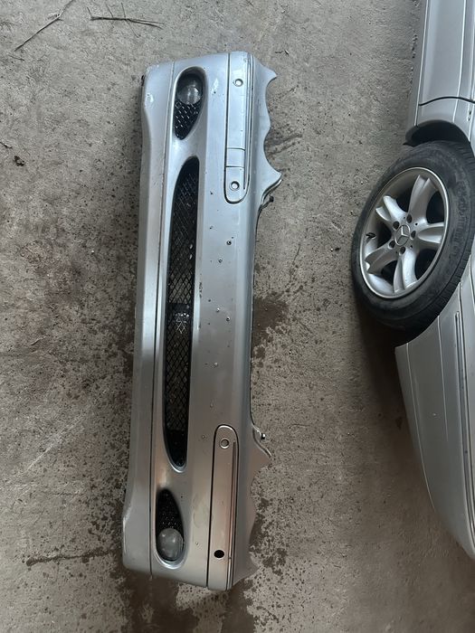 Предна броня w203