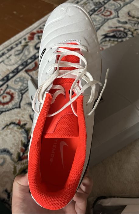 Фудзалка Nike белый 40р маломерка