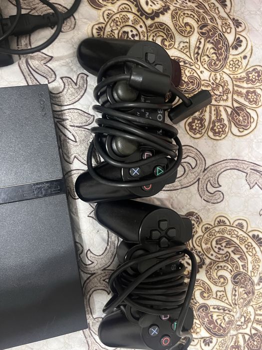 Продается плейстейшн 2