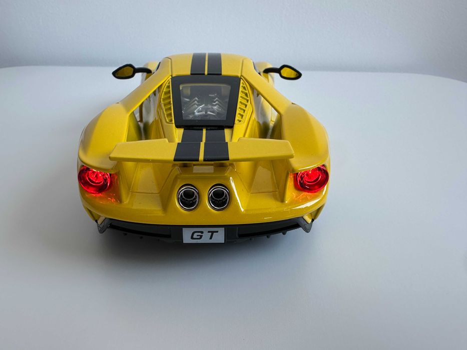 Macheta auto Ford GT 1/24