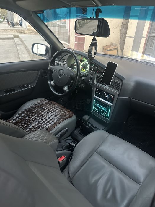 Nexia 2  1.6 ideal xoalatda