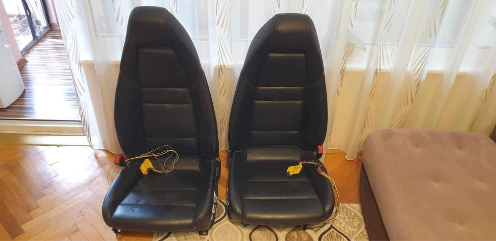 Седалки за Порше Панамера 4s