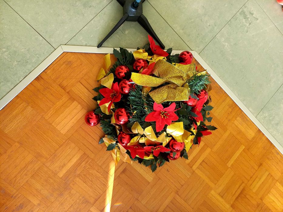 Сглобяема "обличаща "елха