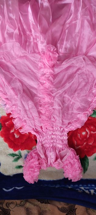 Продам платья вечерние,бальные