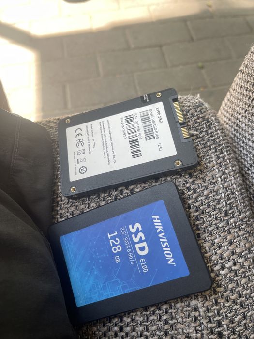 Ssd 128gb hikvision 2.5”