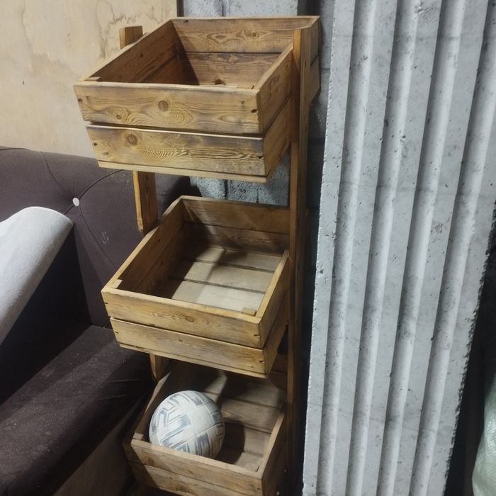 Полка для продажи овощей
